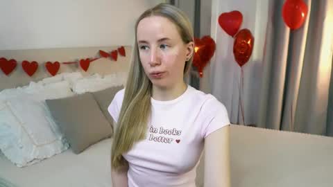 Snapshot of cassie_kelman chatting on February 2026 09:33:02 PM Cassie online show from February 2026 09:33:02 PM