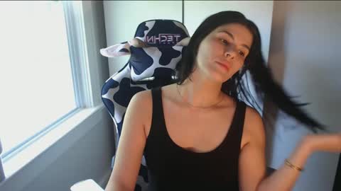 Snapshot of cassiealvarez chatting on May 2026 09:31:01 PM cassiealvarez online show from May 2026 09:31:01 PM