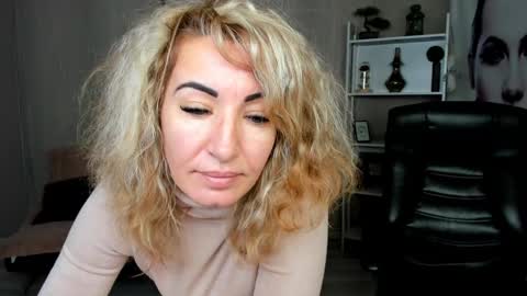 Snapshot of cassiejonas chatting on January 2025 09:23:02 AM CassieJonas online show from January 2025 09:23:02 AM