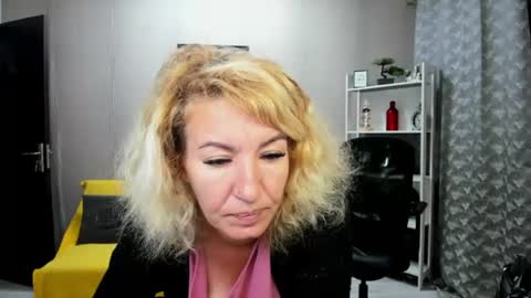 CassieJonas online show from June 2026 02:58:01 AM