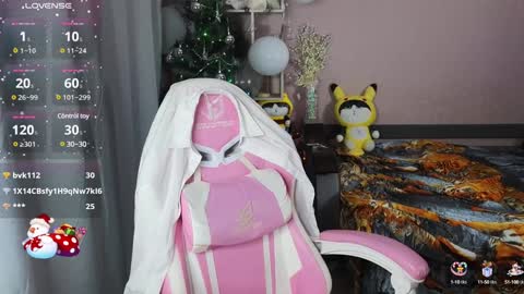 Snapshot of cassiejuice chatting on December 2024 06:49:01 PM Cassie online show from December 2024 06:49:01 PM