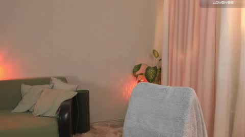 Snapshot of cassisland chatting on December 2024 08:15:01 PM cassandra online show from December 2024 08:15:01 PM