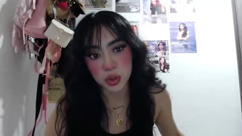 Snapshot of cat_mila_ chatting on October 2025 06:02:02 AM Mila online show from October 2025 06:02:02 AM