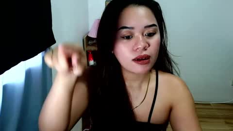 Snapshot of cat_woman143 chatting on June 2026 01:29:01 AM cat_woman143 online show from June 2026 01:29:01 AM