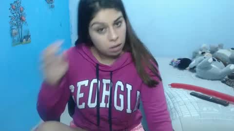 Snapshot of cata_09 chatting on February 2025 11:44:02 PM cata online show from February 2025 11:44:02 PM