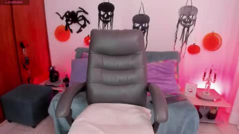 Cata green model independient online show from October 2025 09:12:02 PM