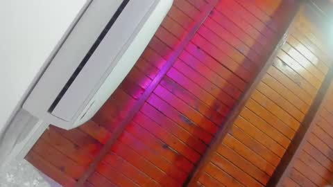 Snapshot of cata_johnss chatting on September 2025 12:17:02 PM cata_johnss online show from September 2025 12:17:02 PM