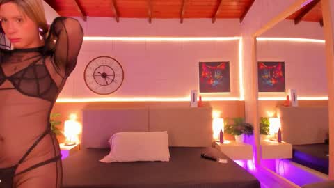 Snapshot of cata_johnss chatting on October 2025 12:36:02 PM cata_johnss online show from October 2025 12:36:02 PM