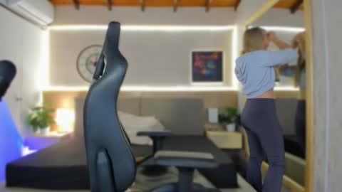 Snapshot of cata_johnss chatting on October 2025 12:36:01 PM cata_johnss online show from October 2025 12:36:01 PM