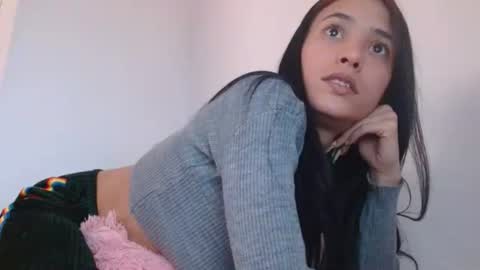 Snapshot of cata_sexy2410 chatting on March 2025 09:17:01 PM cata_sexy2410 online show from March 2025 09:17:01 PM