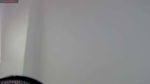 catalaia_stomm online show from February 2025 12:57:02 PM