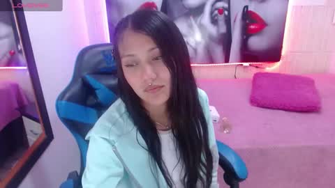 Snapshot of catalehia_milk chatting on January 2025 12:48:02 AM C A T A L E H I A online show from January 2025 12:48:02 AM