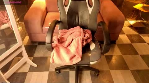 catalella_little_b online show from July 2026 12:58:02 PM