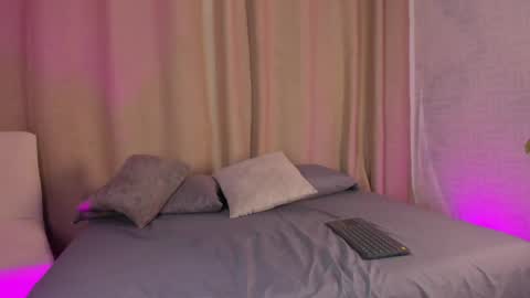 catalella_rouse online show from April 2026 10:44:02 PM