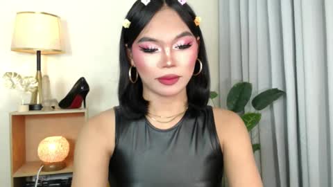 Snapshot of catalenax chatting on November 2025 09:42:02 AM CatalenaX online show from November 2025 09:42:02 AM