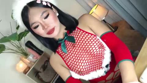 Snapshot of catalenax chatting on December 2025 06:58:01 PM CatalenaX online show from December 2025 06:58:01 PM