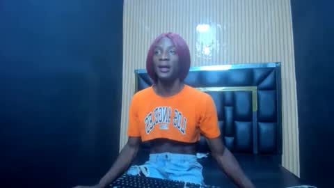 Snapshot of cataleya_ebonyts chatting on May 2026 02:33:01 PM cataleya_ebonyts online show from May 2026 02:33:01 PM