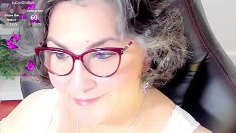 Snapshot of cataleya_mom_ chatting on October 2025 03:51:02 AM cataleya online show from October 2025 03:51:02 AM