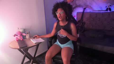 cataleyamoon_ online show from April 2026 04:48:01 PM