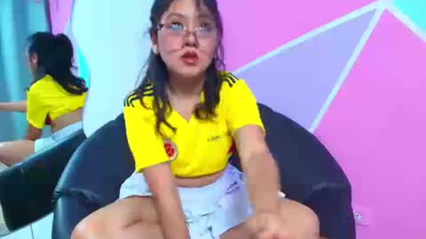 Catalina online show from September 2025 08:52:02 PM