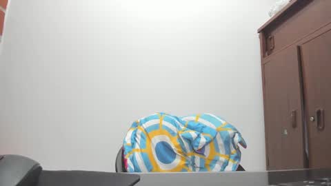 catalina online show from October 2025 04:16:01 PM