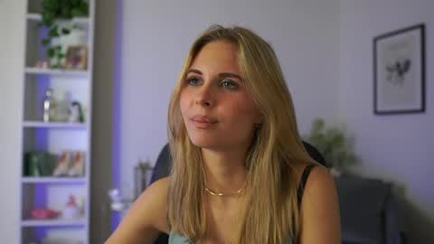 Snapshot of catecrago_ chatting on February 2025 03:20:02 PM catecrago online show from February 2025 03:20:02 PM