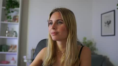 Snapshot of catecrago_ chatting on February 2025 01:59:01 PM catecrago online show from February 2025 01:59:01 PM