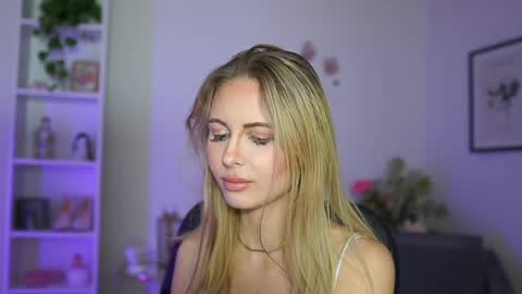 Snapshot of catecrago_ chatting on February 2025 02:46:02 PM catecrago online show from February 2025 02:46:02 PM