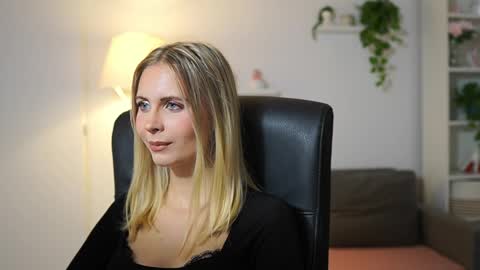 Snapshot of catecrago_ chatting on October 2025 08:13:01 AM catecrago online show from October 2025 08:13:01 AM