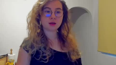 Snapshot of caterinnakat chatting on January 2025 09:45:02 AM Kat online show from January 2025 09:45:02 AM