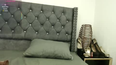 cathalina online show from October 2025 02:12:02 PM