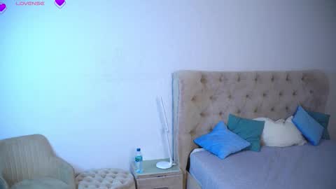 Snapshot of catharinehaeckel chatting on September 2025 04:01:01 PM Katrin online show from September 2025 04:01:01 PM