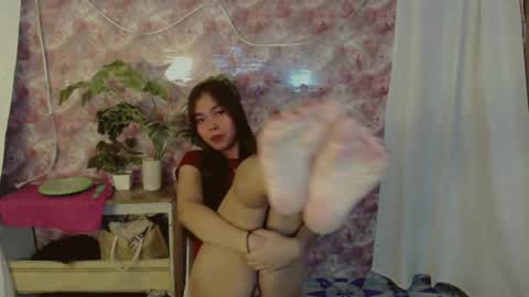 Snapshot of catherine_365 chatting on June 2026 02:47:02 AM catherine_365 online show from June 2026 02:47:02 AM