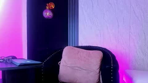  Catherine  online show from November 2025 11:54:01 AM