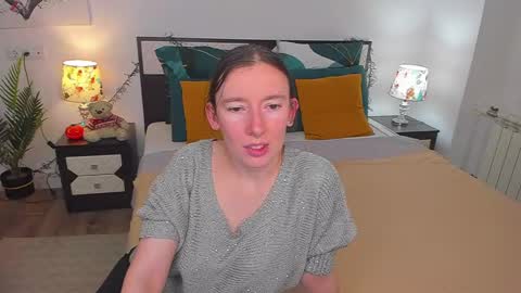 Catrin online show from December 2024 07:36:01 AM