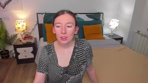 Catrin online show from March 2025 02:20:01 AM