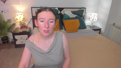 Catrin online show from September 2025 01:38:02 AM