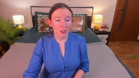 Catrin online show from March 2026 04:51:01 AM