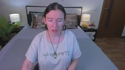Catrin online show from May 2026 03:23:02 AM