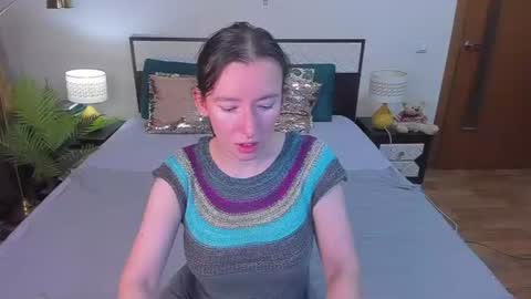 Catrin online show from July 2026 02:40:01 AM
