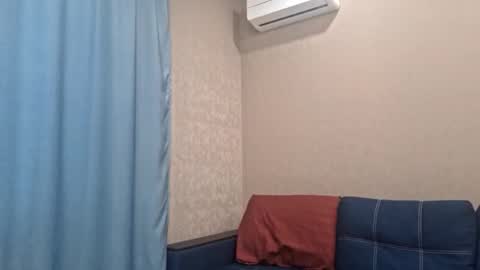 Snapshot of cathrynfinnell chatting on October 2025 11:05:01 AM Alisa online show from October 2025 11:05:01 AM