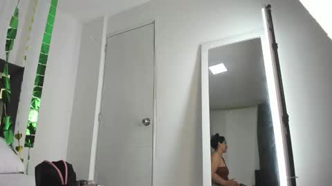 Snapshot of catleyasmith chatting on March 2026 01:03:01 PM Catleya online show from March 2026 01:03:01 PM