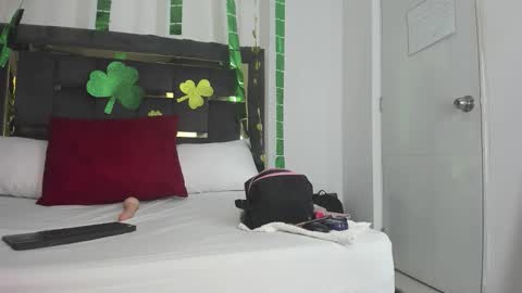 Snapshot of catleyasmith chatting on March 2026 12:32:01 PM Catleya online show from March 2026 12:32:01 PM