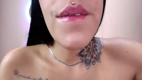 Cattleya online show from December 2025 04:31:02 AM