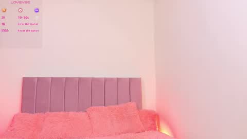 Snapshot of catty_20 chatting on November 2025 02:17:01 PM Valentina online show from November 2025 02:17:01 PM