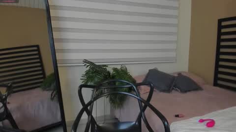 Caty  online show from February 2026 12:25:01 AM