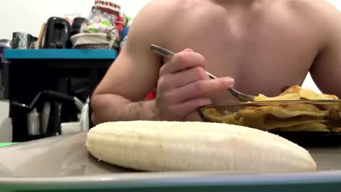 Snapshot of cballs34 chatting on February 2026 08:52:01 PM Matthiiieeeuuu online show from February 2026 08:52:01 PM