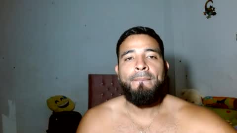 Snapshot of ccamilo_ chatting on July 2026 01:18:02 PM camilo online show from July 2026 01:18:02 PM