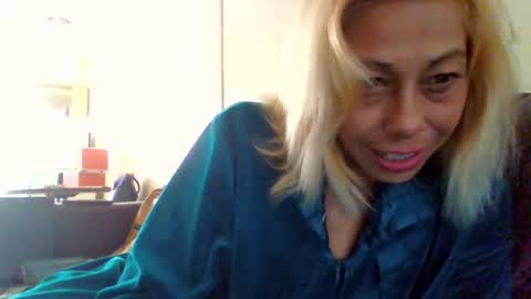 Lady CcARMAS D online show from December 2024 08:37:01 PM