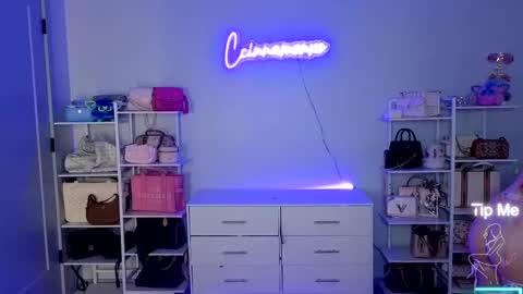 Snapshot of ccinnamon chatting on October 2025 12:14:01 AM Ccinnamon online show from October 2025 12:14:01 AM